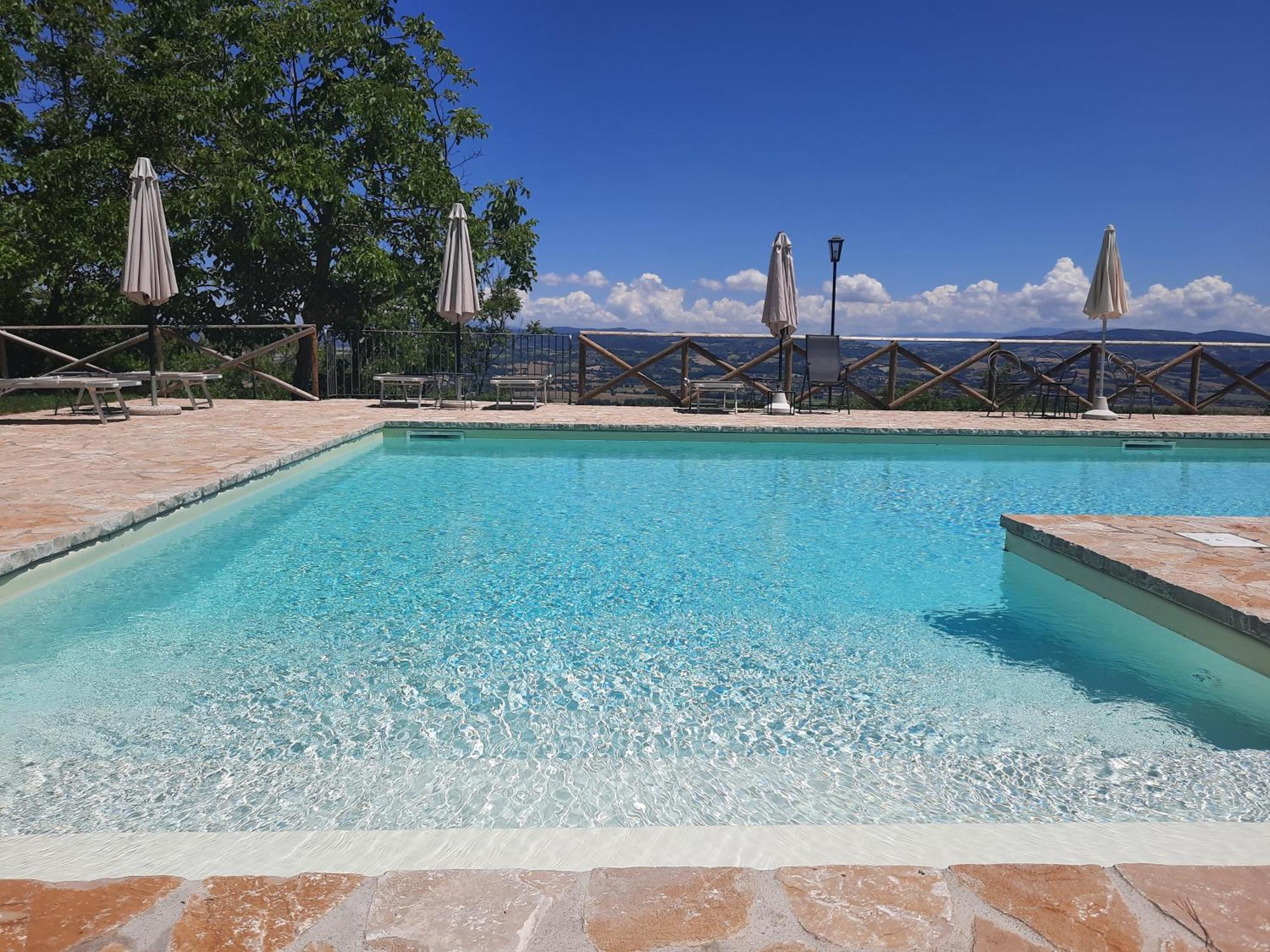 Agriturismo Tenuta Conti Faina Fratta Todina Екстериор снимка