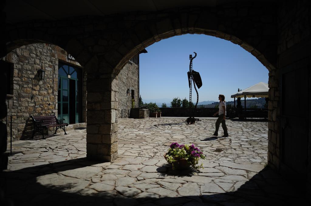 Agriturismo Tenuta Conti Faina Fratta Todina Стая снимка